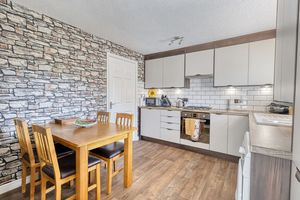 Kitchen/Diner- click for photo gallery